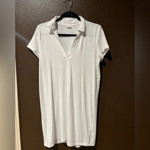 Aritzia Wilfred Free t-shirt dress